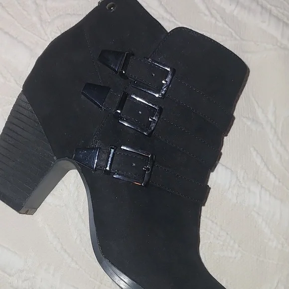 Crown Vintage Kalle Ankle Booties - Picture 8 of 11